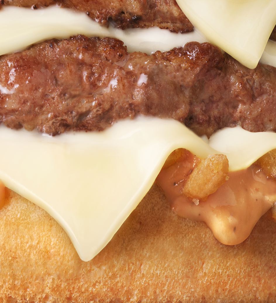 Două chiftele de vită cu Emmental