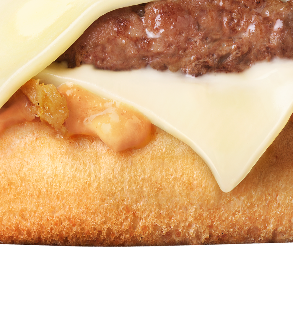 Emmental topit, carne de vită și ceapă crocantă